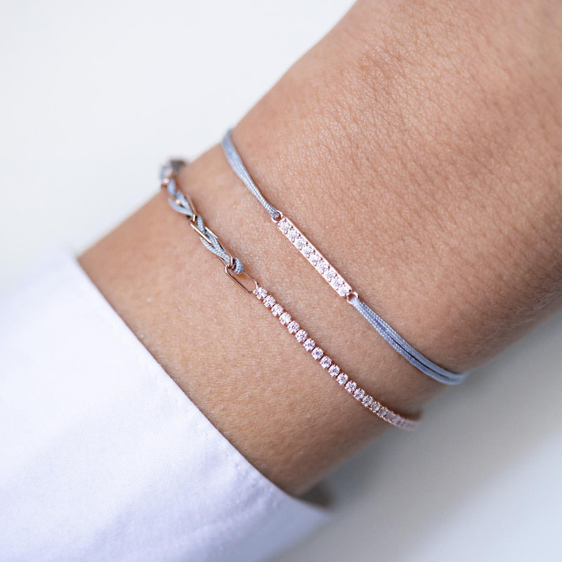Armband Set hellgrau am Handgelenk getragen: Unico und Line Zirkonia, 925 Silber rosé vergoldet