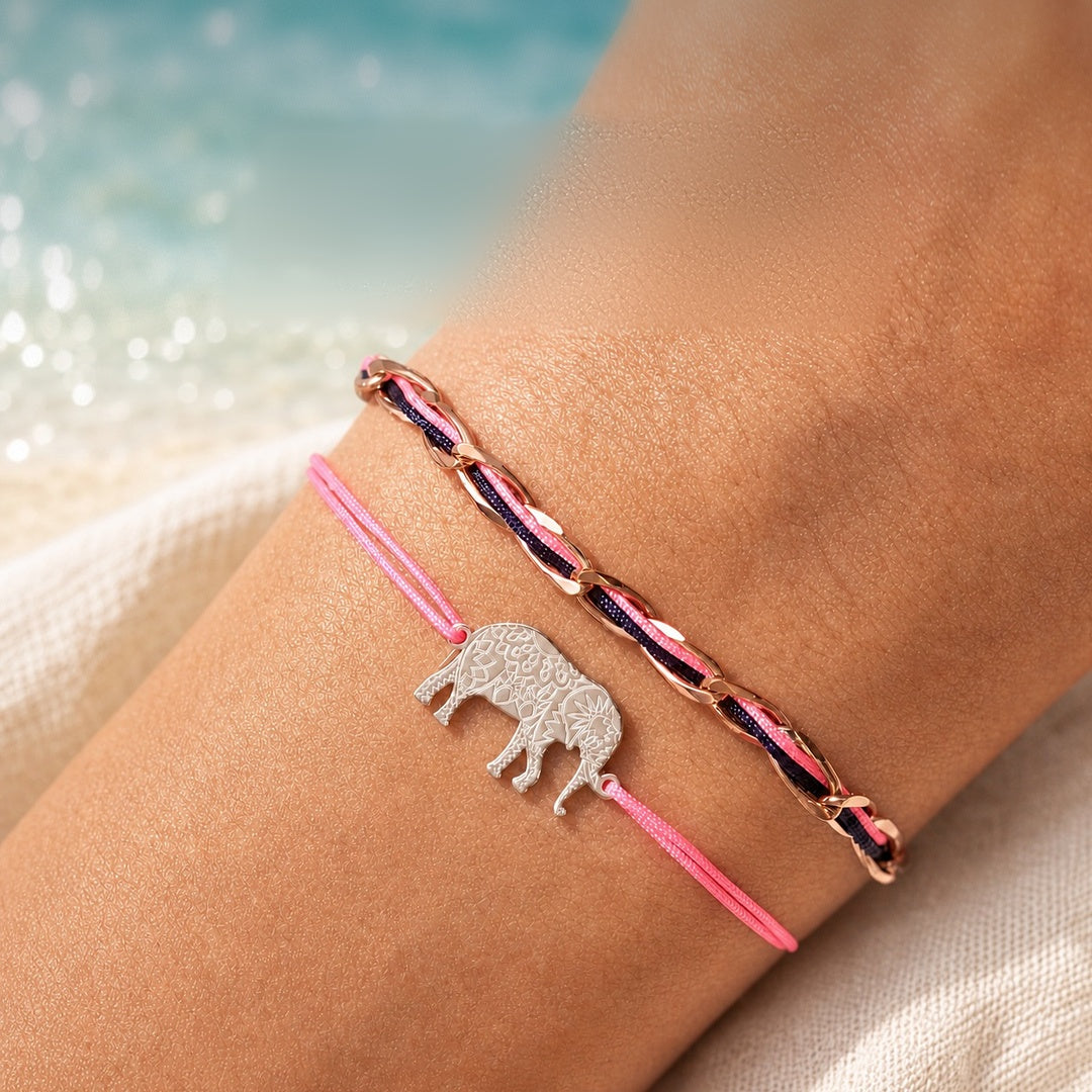 Sommer-Set am Handgelenk getragen: Armband Unico pink/dunkelblau und Armband Elefant 925 Silber, Momentoss Wien